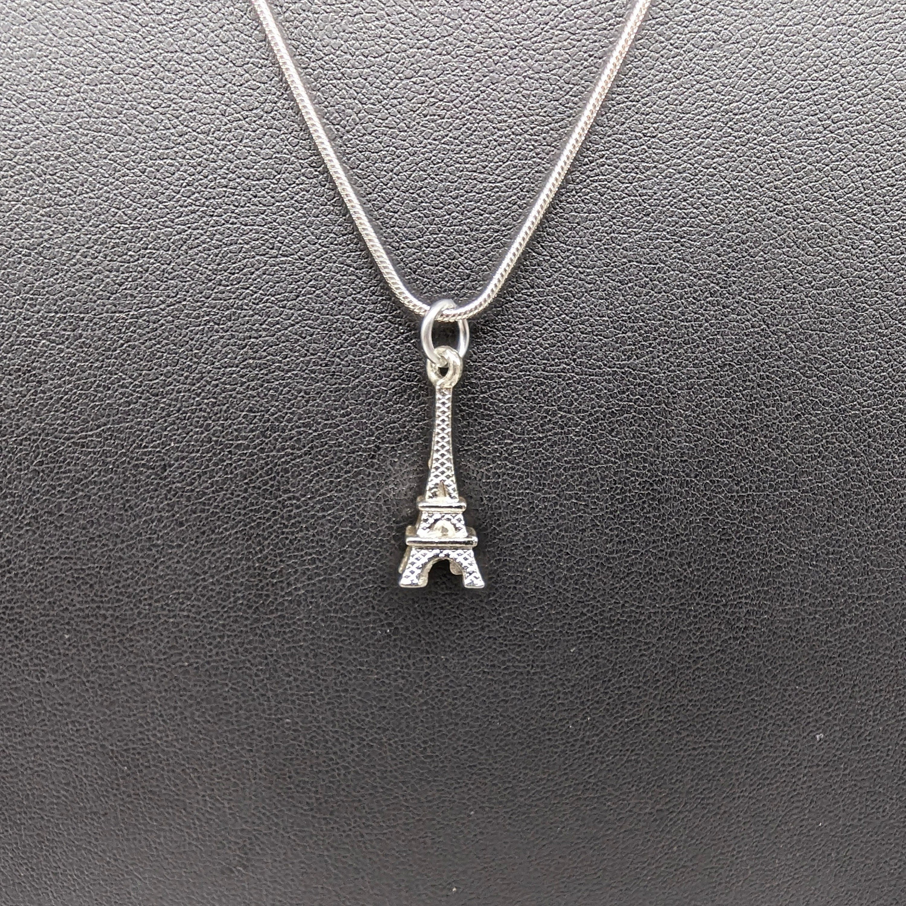 Eiffel Tower Silver Necklace Close Up